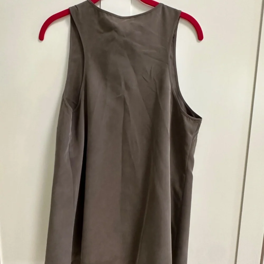 Sachin + Babi Top - Picture 2 of 4